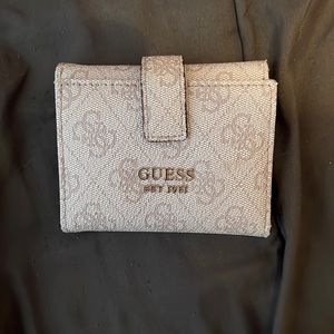 Used Guess Wallet